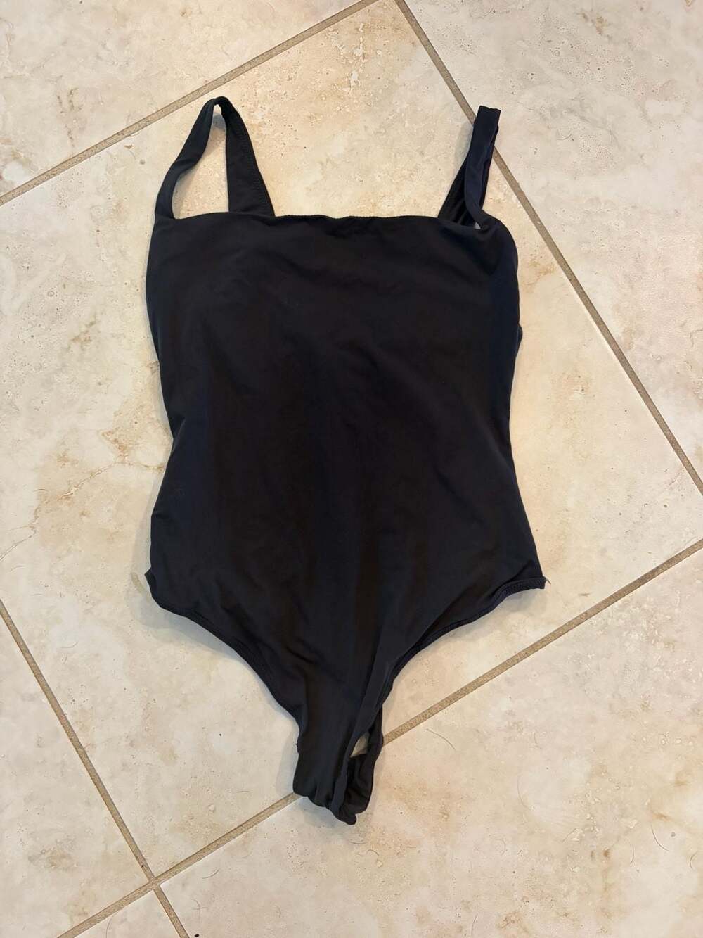 SKIMS Square Neck Bodysuit in Black, Size M